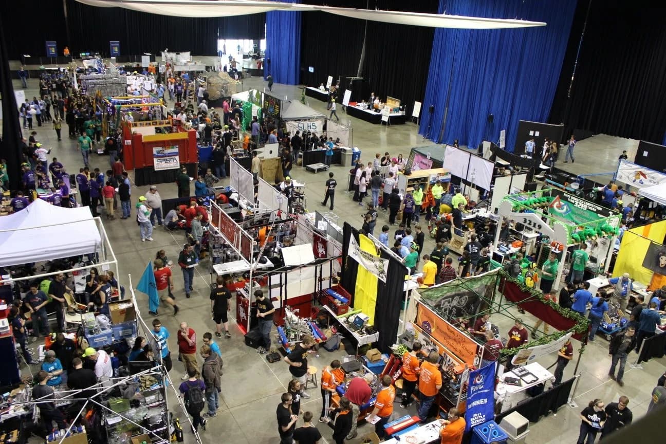 FRC competition pits